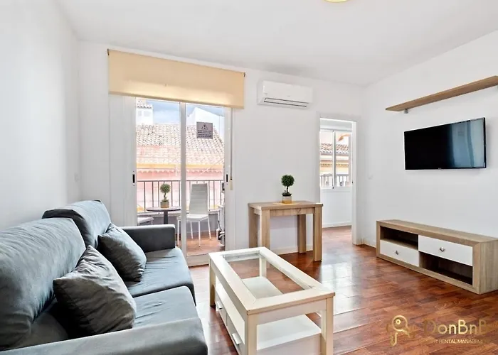 Malaga Flat With Balcony